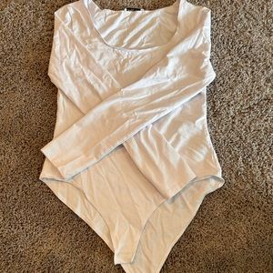 Scoop neck long sleeve bodysuit